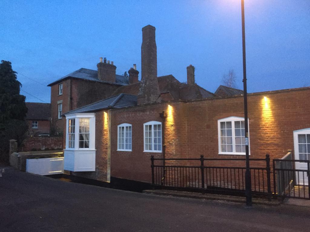 Three Crowns Guest House Salisbury Exterior foto